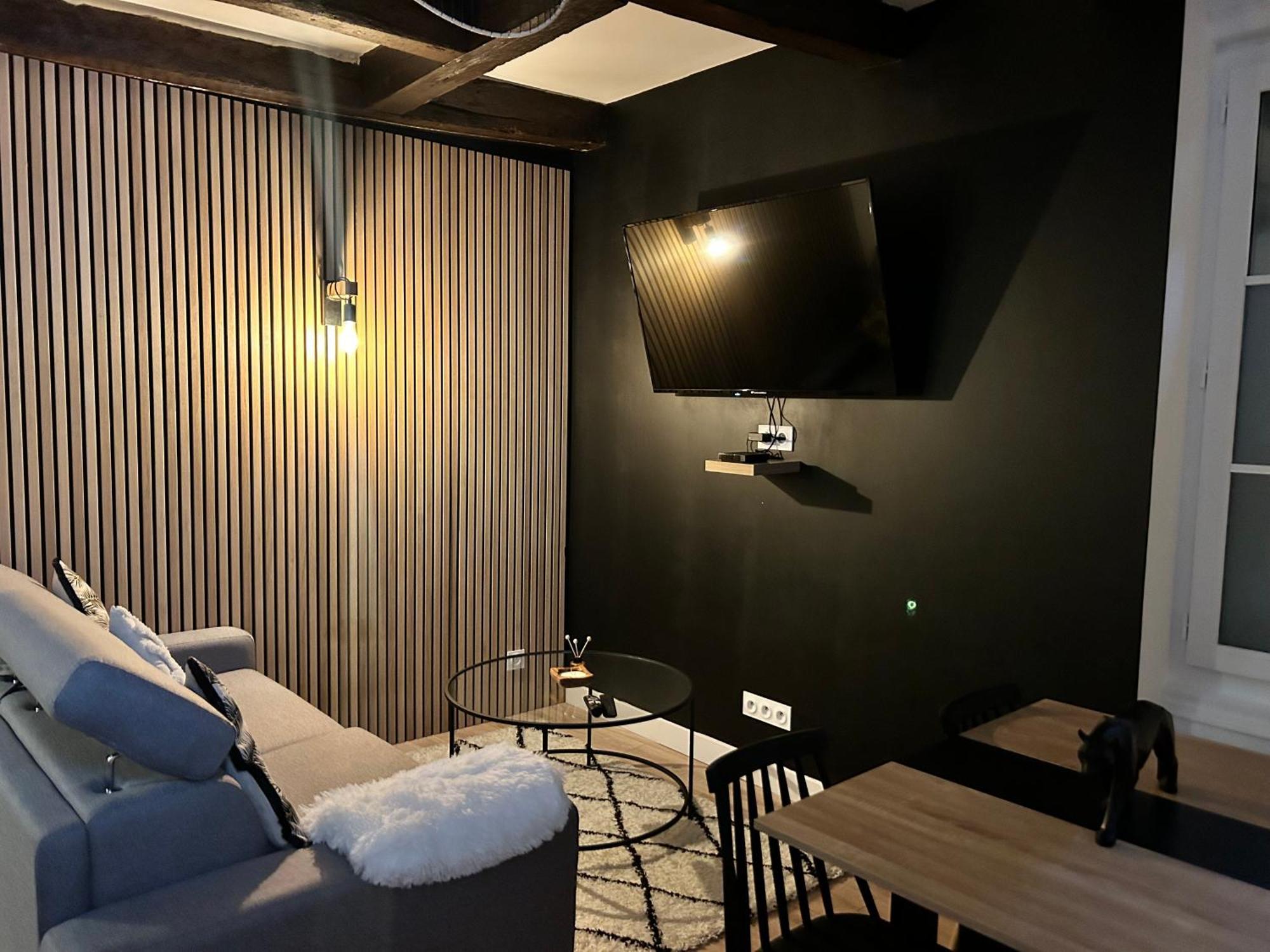Le Petit Niortais - Centre Ville - Wifi - Netflix - Amazon Экстерьер фото